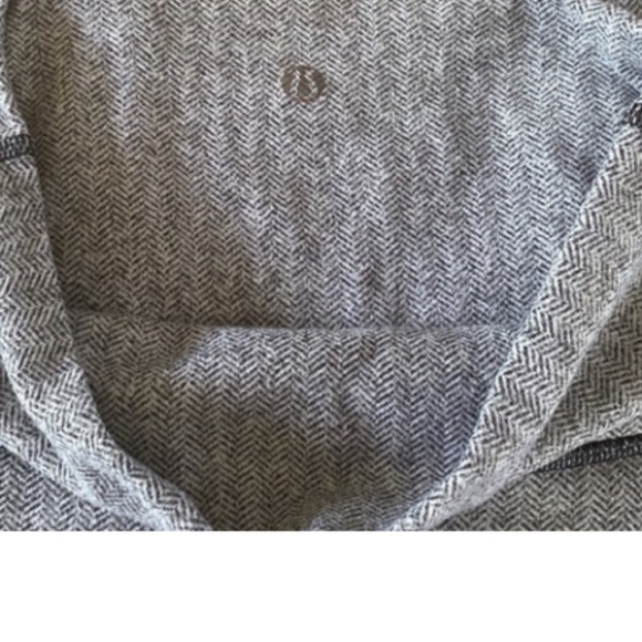 Lululemon - Picture 11 of 13